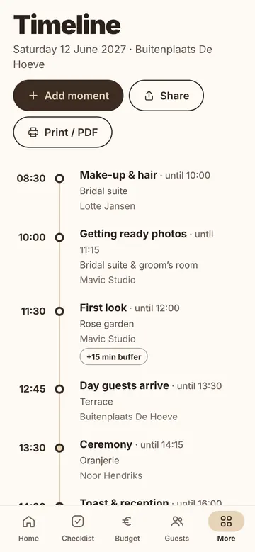 The timeline on a phone: moments of the wedding day by time, with location and the person responsible.